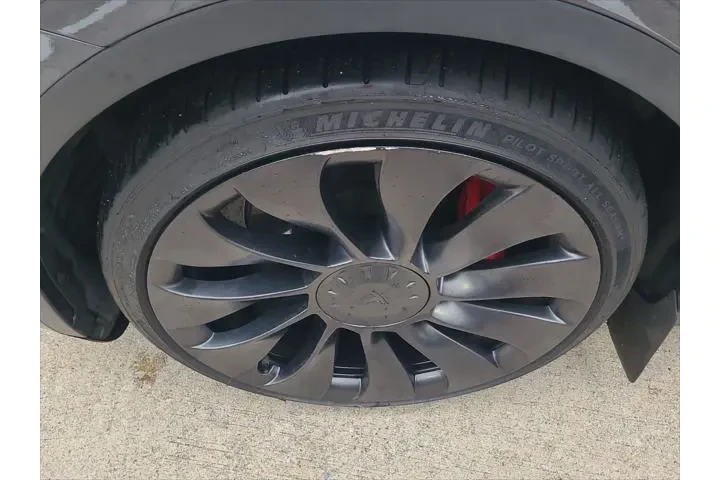 $25393 : Tesla Model Y 2022 AWD Perfo image 10