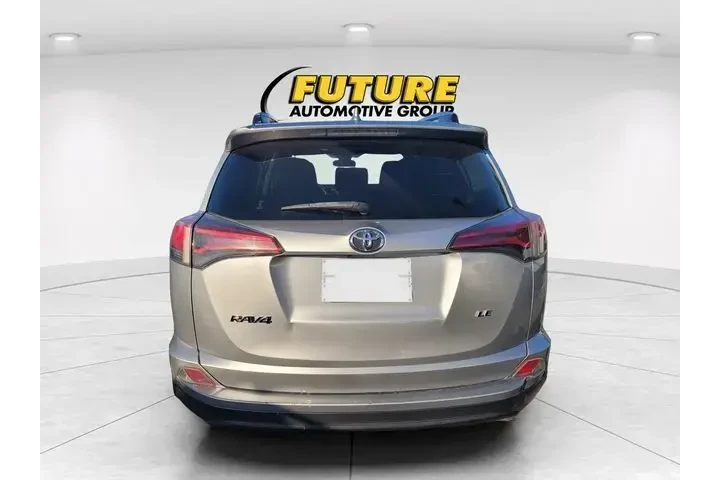 $12888 : Toyota RAV4 2018 LE 4dr SUV image 4