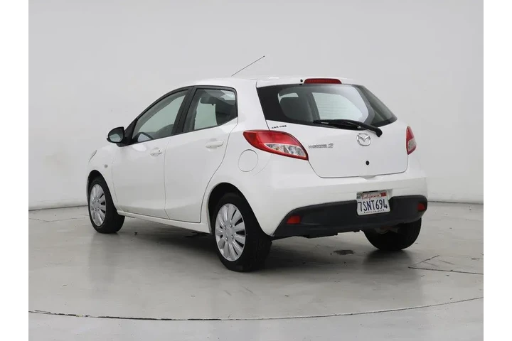 $9998 : Mazda Mazda2 2014 Sport 4dr image 2
