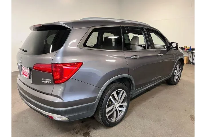$21634 : Honda Pilot 2017 AWD Touring image 2