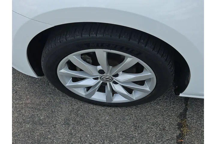 $11000 : Volkswagen Golf SportWagen 2 image 3