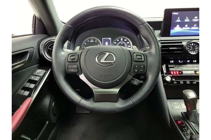 $38998 : Lexus IS 300 2024 4dr Sedan image 10