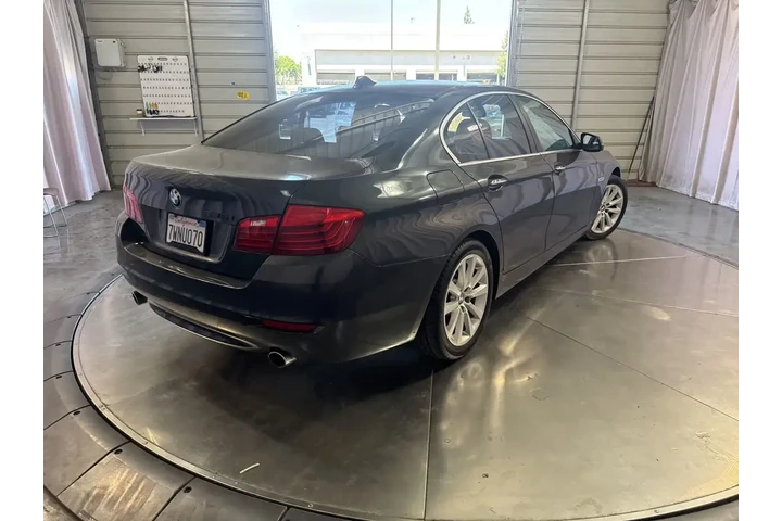 $13999 : BMW 5 Series 2016 535i 4dr S image 4