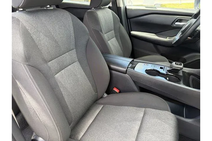 $23700 : Nissan Rogue 2024 SV 4dr Cro image 5