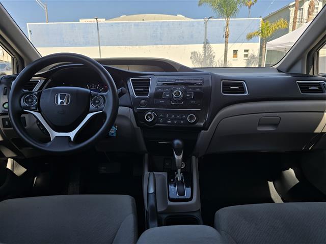 2013 HONDA CIVIC LX SEDAN 4D image 5