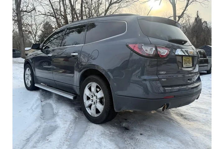 $8227 : 2013 Traverse image 3