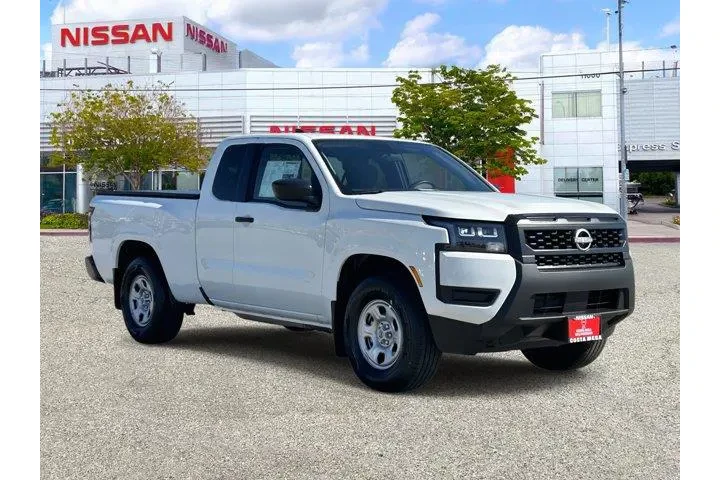 $32565 : Nissan Frontier 2026 4x2 S 4 image 5