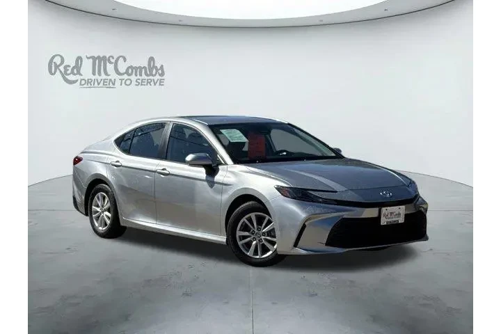 $26984 : Toyota Camry 2025 LE 4dr Sed image 1