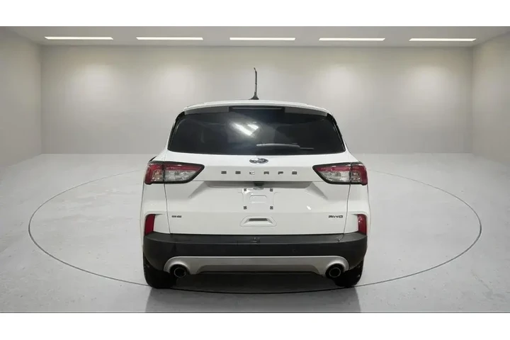 $17709 : Ford Escape 2021 AWD SE 4dr image 4