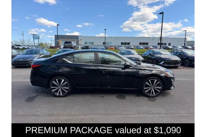 $15500 : Nissan Altima 2020 AWD 2.5 S image 2