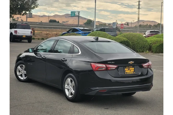 $16000 : Chevrolet Malibu 2022 LT 4dr image 6