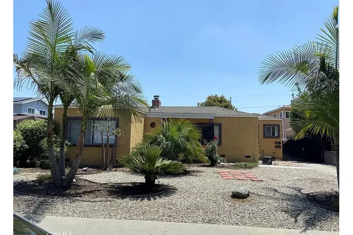 $2150 : CASA🐱near USC & downtown LA🐶 image 2