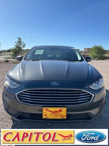 2019 Fusion Hybrid SE image 1