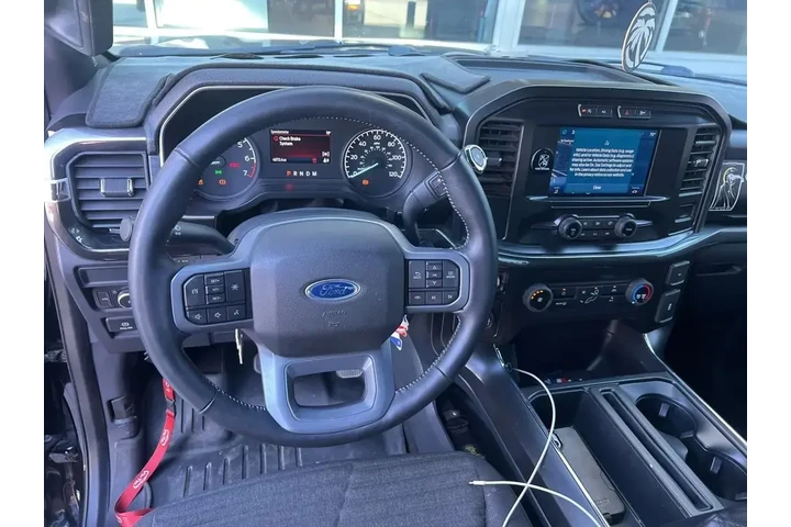 $30301 : Ford F-150 2021 4x2 XL 4dr S image 6