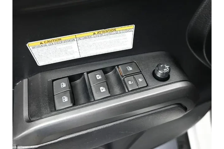 $33495 : Toyota Tacoma 2020 4x4 TRD P image 6