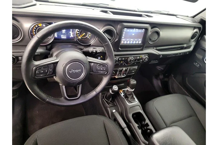 $32998 : Jeep Wrangler 2022 4x4 Willy image 9