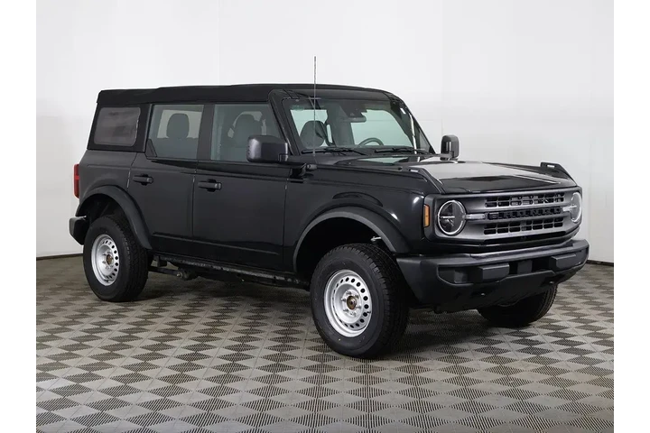 $34293 : Ford Bronco 2023 4x4 Base 4d image 2