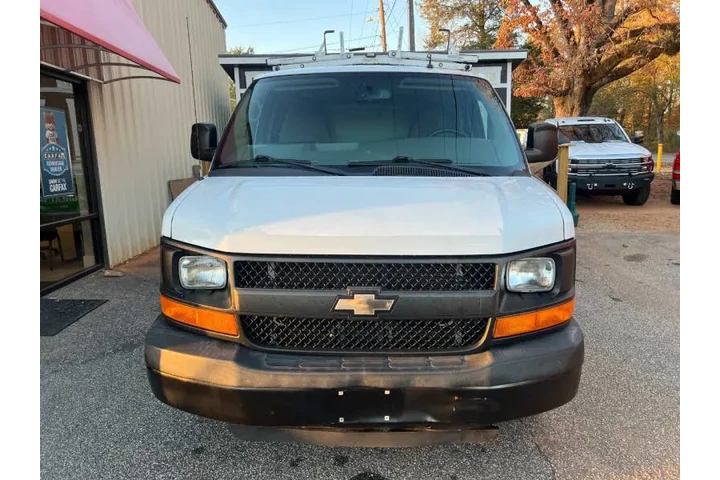 $14999 : 2015 Express 2500 image 3