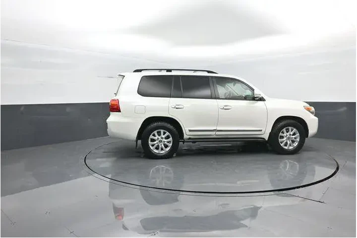 $33892 : Toyota Land Cruiser 2013 AWD image 8