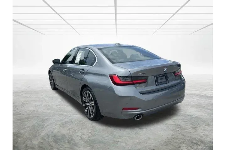 $39009 : BMW 3 Series 2025 AWD 330i x image 6
