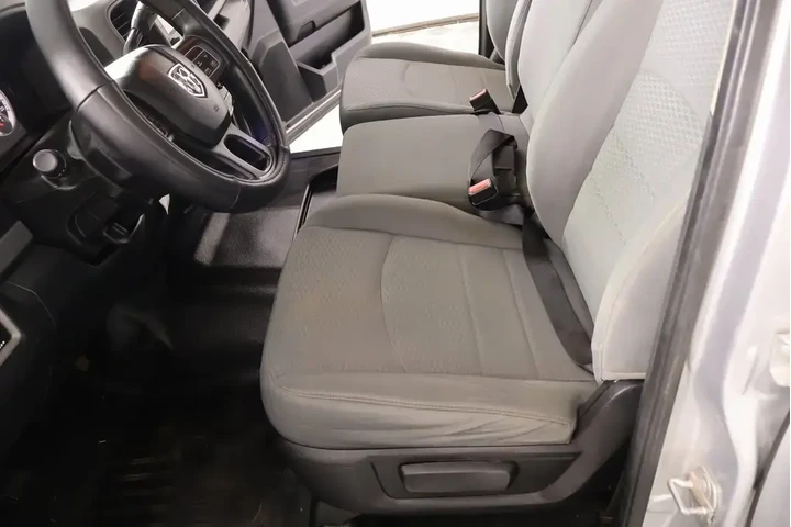 $37993 : Ram 3500 2017 4x4 Tradesman image 10