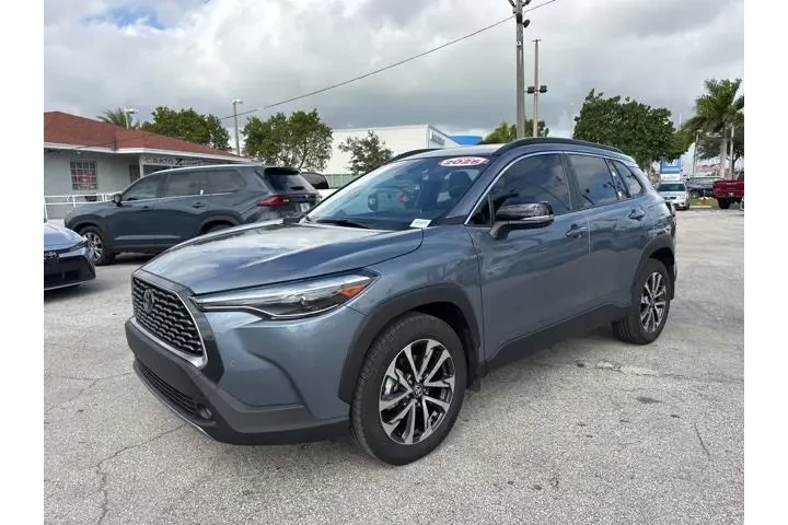 $27988 : Toyota Corolla Cross 2025 XL image 7