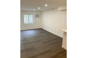 $2000 : 2Bed/2Bath Apt  for rent in LA thumbnail