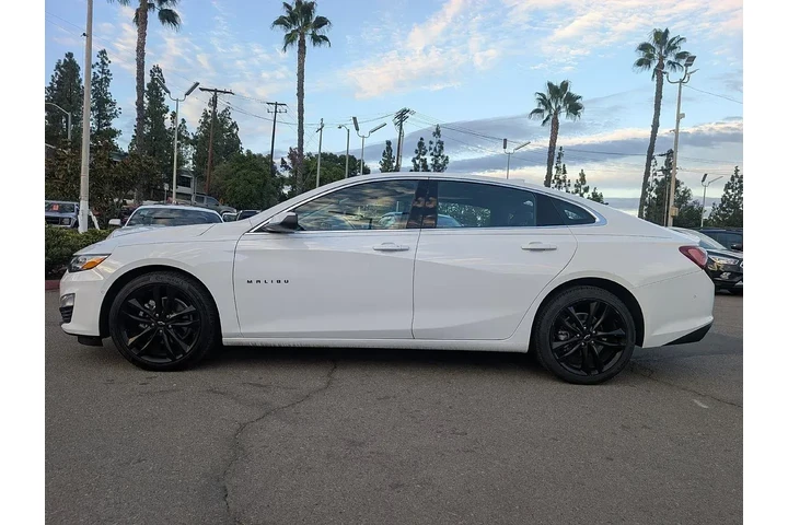 $23738 : Chevrolet Malibu 2024 LT 4dr image 7