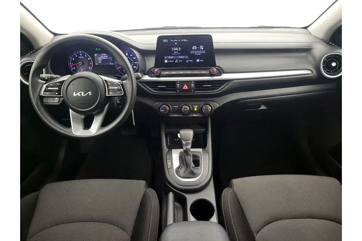 $17998 : Kia Forte 2024 LXS 4dr Sedan image 9