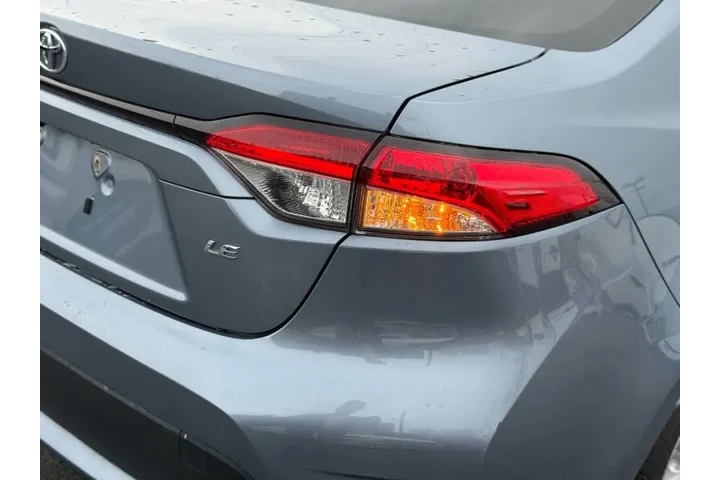 $15495 : 2021 Corolla LE image 10