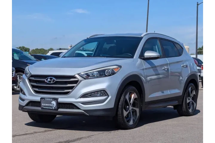 $14985 : 2016 Tucson Sport image 9
