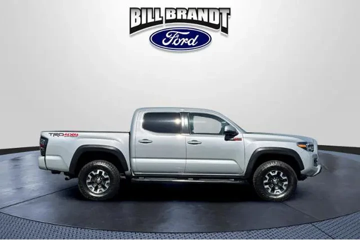 $37135 : Toyota Tacoma 2021 4x4 TRD P image 2