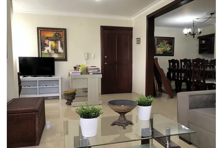 $850 : *Apartamento amueblado familia image 5