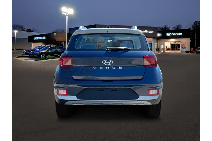 $23213 : Hyundai VENUE 2025 Limited 4 image 6