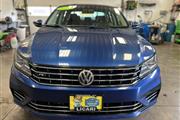 $14900 : 2017 Passat R-Line w/Comfort thumbnail