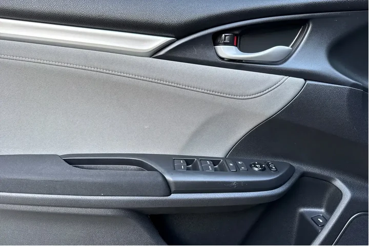 Honda Civic 2020 EX 4dr Seda image 10