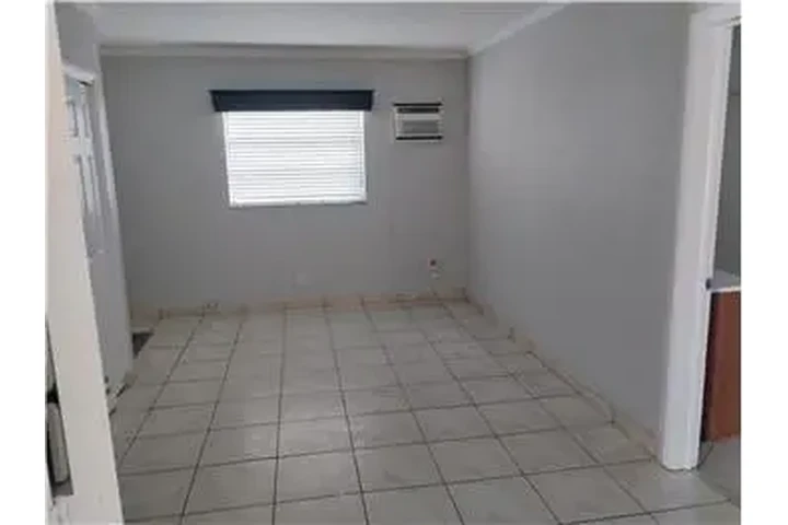 $3600 : Rental property with 4 bedro image 8