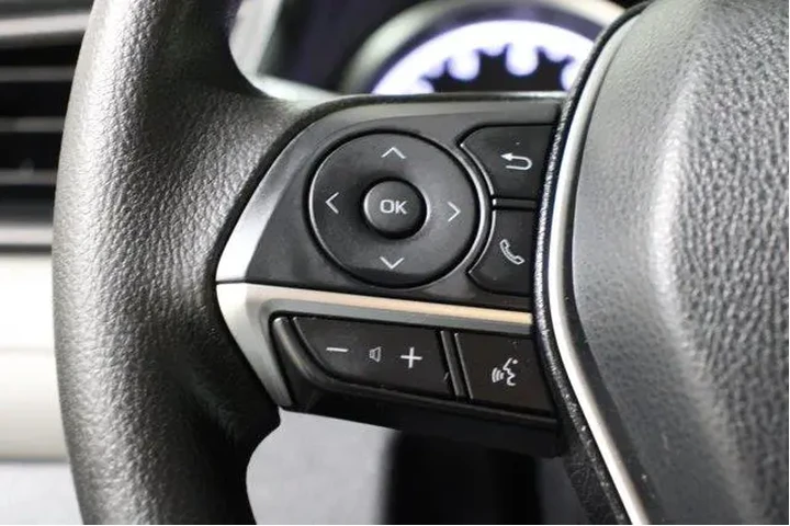 $28983 : Toyota Camry 2024 LE 4dr Sed image 9