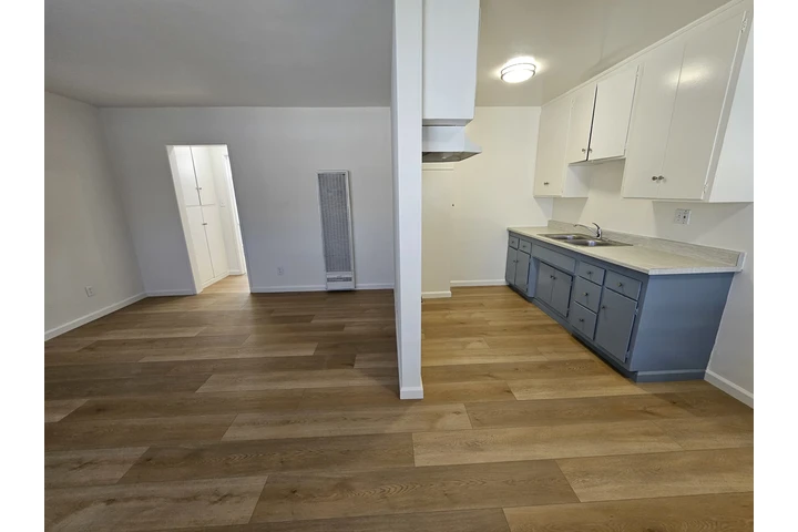 $1625 : Apartamento de 1 Recamara image 1