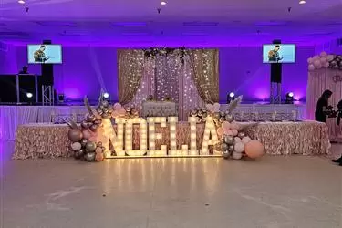Salon desde 100 a 500 personas en Los Angeles