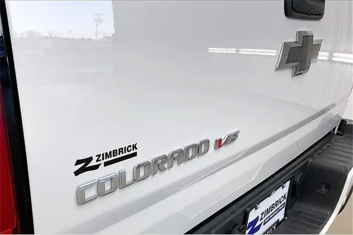 $29990 : Chevrolet Colorado 2019 4x4 image 9