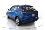 $21925 : Nissan Kicks 2024 S 4dr Cros thumbnail