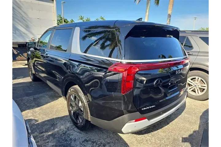 $36990 : Kia Carnival Hybrid 2025 LXS image 4