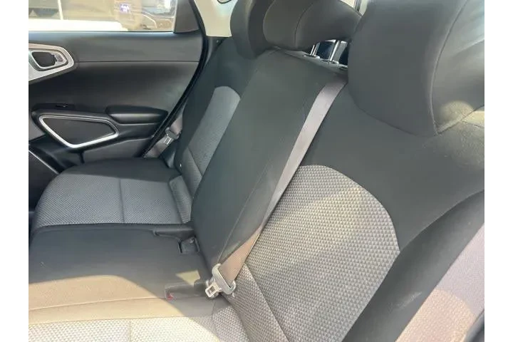 $14695 : Kia Soul 2020 S 4dr Crossove image 9