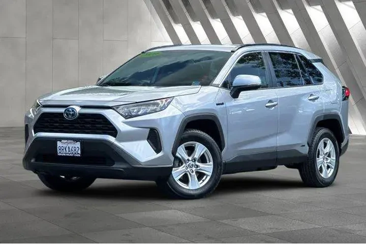 $25900 : Toyota RAV4 Hybrid 2020 AWD image 2