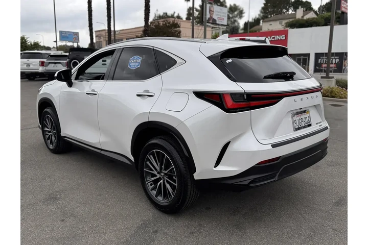 $39994 : Lexus NX 350 2024 AWD 4dr Cr image 7