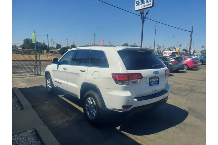 $17995 : 2020 Grand Cherokee Laredo E image 7