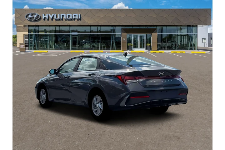 $22995 : Hyundai ELANTRA 2026 SE 4dr image 5