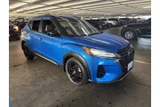 $20500 : Nissan Kicks 2023 SR 4dr Cro thumbnail