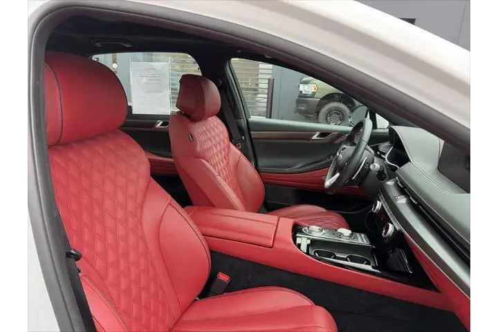 $60 : Genesis G80 2023 AWD 2.5T 4d image 9